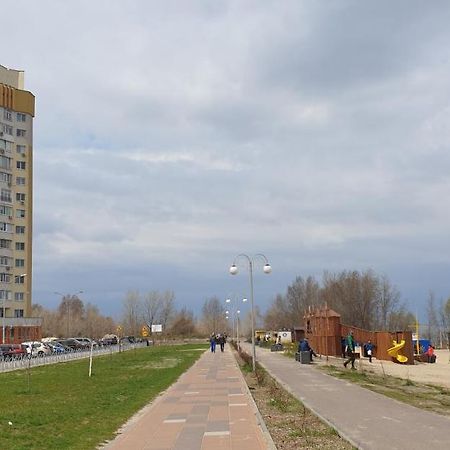 Apartament Near Dnieper Apartment Cherkasy Exterior photo