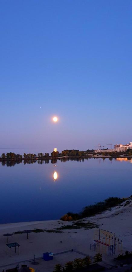 Apartament Near Dnieper Cherkasy Exterior photo
