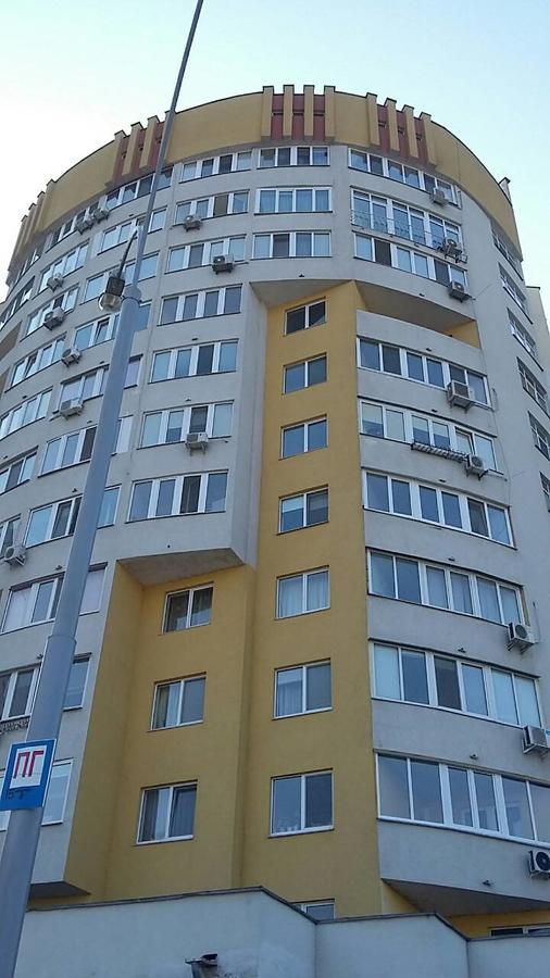 Apartament Near Dnieper Apartment Cherkasy Exterior photo